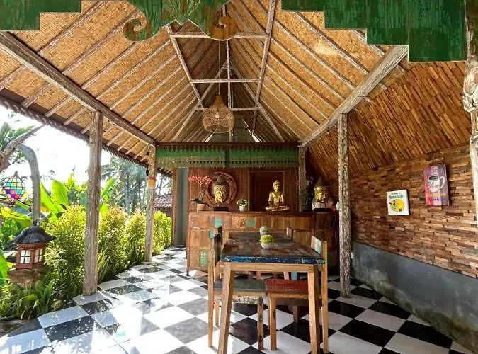 Puri Sundaram